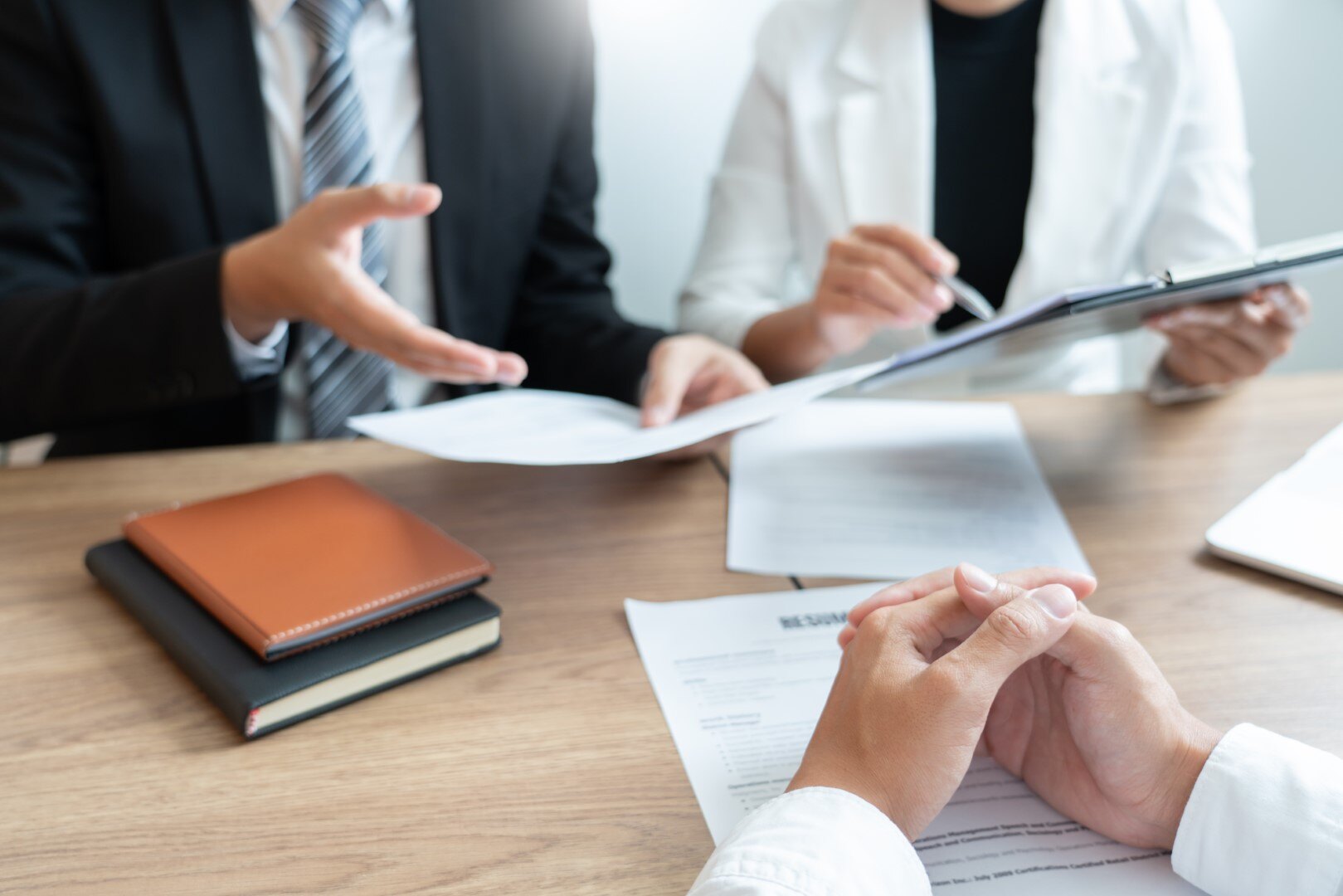 irc-meeting_AdobeStock_292885417 (web)